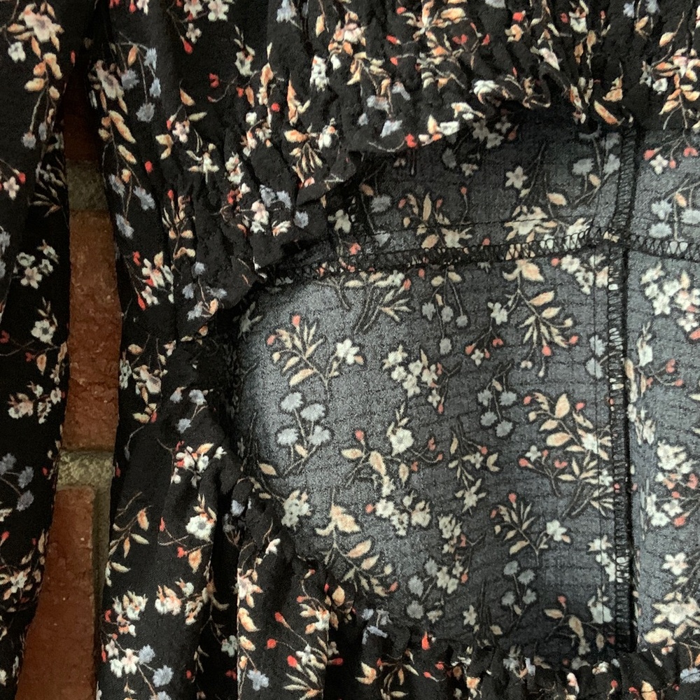 ASTR The Label Black Floral Long Sleeve Open Back Boho Maxi Dress - Picture 8 of 8